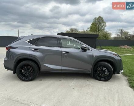 Сірий Лексус НХ, об'ємом двигуна 2 л та пробігом 154 тис. км за 28900 $, фото 33 на Automoto.ua