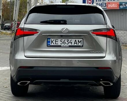 Серый Лексус НХ, объемом двигателя 2 л и пробегом 137 тыс. км за 17800 $, фото 4 на Automoto.ua