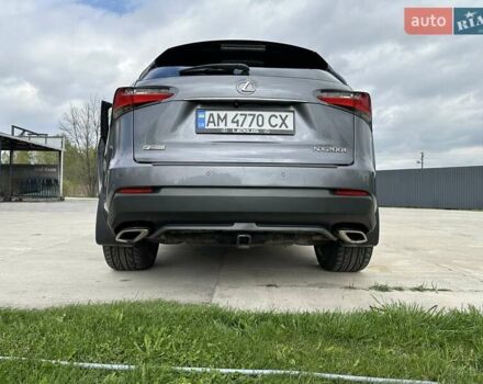 Сірий Лексус НХ, об'ємом двигуна 2 л та пробігом 154 тис. км за 28900 $, фото 2 на Automoto.ua