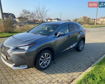 Серый Лексус НХ, объемом двигателя 2 л и пробегом 150 тыс. км за 21500 $, фото 2 на Automoto.ua