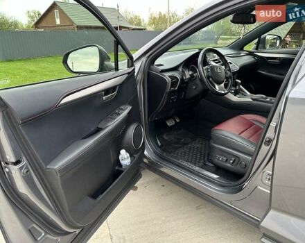 Сірий Лексус НХ, об'ємом двигуна 2 л та пробігом 154 тис. км за 28900 $, фото 20 на Automoto.ua