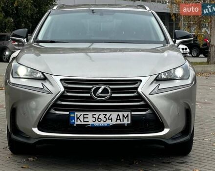 Серый Лексус НХ, объемом двигателя 2 л и пробегом 137 тыс. км за 17800 $, фото 6 на Automoto.ua