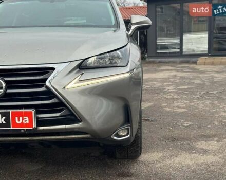 Серый Лексус НХ, объемом двигателя 2 л и пробегом 98 тыс. км за 27740 $, фото 10 на Automoto.ua