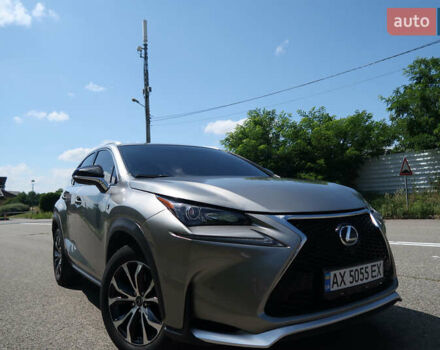 Серый Лексус НХ, объемом двигателя 2 л и пробегом 77 тыс. км за 23000 $, фото 2 на Automoto.ua