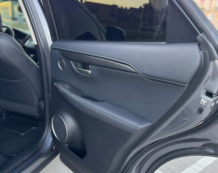 Сірий Лексус НХ, об'ємом двигуна 2 л та пробігом 122 тис. км за 24799 $, фото 67 на Automoto.ua
