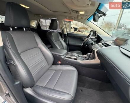 Серый Лексус НХ, объемом двигателя 2 л и пробегом 98 тыс. км за 27740 $, фото 29 на Automoto.ua