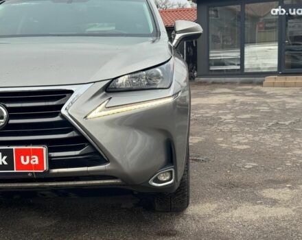 Серый Лексус НХ, объемом двигателя 2 л и пробегом 98 тыс. км за 27740 $, фото 10 на Automoto.ua