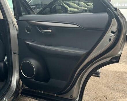 Серый Лексус НХ, объемом двигателя 2 л и пробегом 98 тыс. км за 27740 $, фото 16 на Automoto.ua