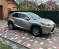 Серый Лексус НХ, объемом двигателя 2.5 л и пробегом 48 тыс. км за 32000 $, фото 4 на Automoto.ua