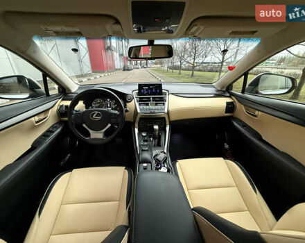 Серый Лексус НХ, объемом двигателя 2 л и пробегом 38 тыс. км за 19999 $, фото 25 на Automoto.ua