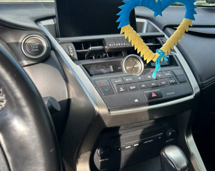 Серый Лексус НХ, объемом двигателя 1.99 л и пробегом 115 тыс. км за 22000 $, фото 12 на Automoto.ua