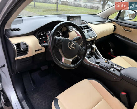 Серый Лексус НХ, объемом двигателя 2 л и пробегом 38 тыс. км за 19999 $, фото 21 на Automoto.ua