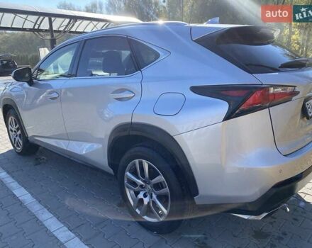 Сірий Лексус НХ, об'ємом двигуна 2 л та пробігом 87 тис. км за 22000 $, фото 4 на Automoto.ua