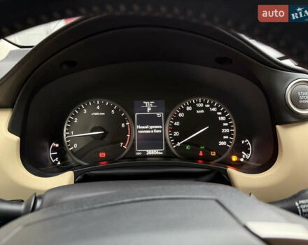 Серый Лексус НХ, объемом двигателя 2 л и пробегом 38 тыс. км за 19999 $, фото 33 на Automoto.ua