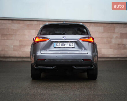 Серый Лексус НХ, объемом двигателя 2.49 л и пробегом 114 тыс. км за 31500 $, фото 3 на Automoto.ua
