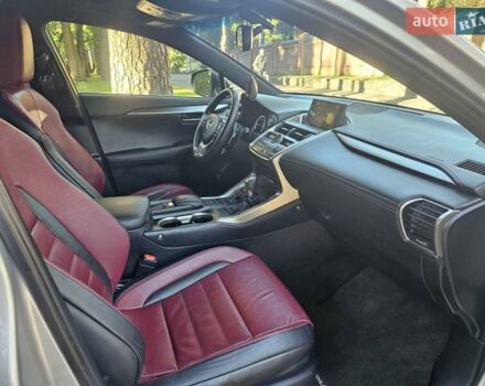 Сірий Лексус НХ, об'ємом двигуна 2 л та пробігом 175 тис. км за 18600 $, фото 2 на Automoto.ua