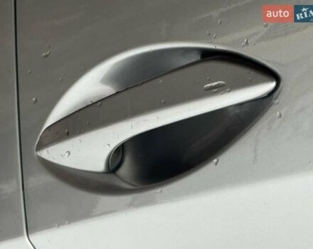 Серый Лексус НХ, объемом двигателя 2 л и пробегом 98 тыс. км за 27740 $, фото 8 на Automoto.ua