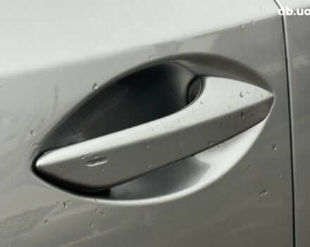 Серый Лексус НХ, объемом двигателя 2 л и пробегом 98 тыс. км за 27740 $, фото 9 на Automoto.ua