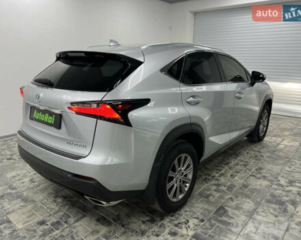 Сірий Лексус НХ, об'ємом двигуна 2 л та пробігом 96 тис. км за 22900 $, фото 3 на Automoto.ua