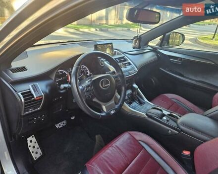 Сірий Лексус НХ, об'ємом двигуна 2 л та пробігом 175 тис. км за 18600 $, фото 3 на Automoto.ua
