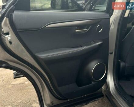 Серый Лексус НХ, объемом двигателя 2 л и пробегом 98 тыс. км за 27740 $, фото 17 на Automoto.ua