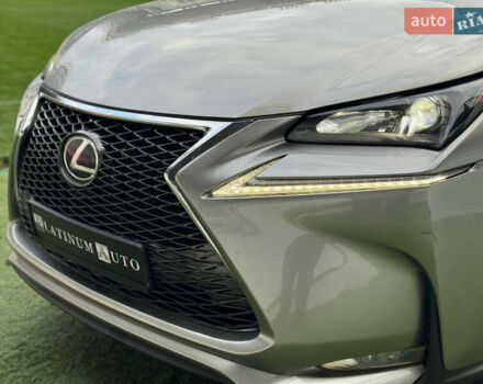 Серый Лексус НХ, объемом двигателя 2 л и пробегом 141 тыс. км за 20900 $, фото 5 на Automoto.ua