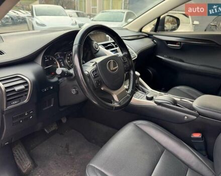 Серый Лексус НХ, объемом двигателя 2 л и пробегом 98 тыс. км за 27740 $, фото 23 на Automoto.ua