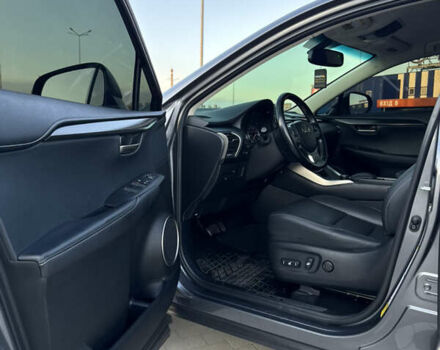 Сірий Лексус НХ, об'ємом двигуна 2 л та пробігом 122 тис. км за 24799 $, фото 46 на Automoto.ua
