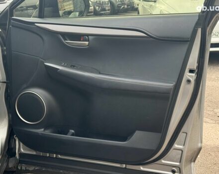 Серый Лексус НХ, объемом двигателя 2 л и пробегом 98 тыс. км за 27740 $, фото 17 на Automoto.ua