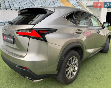 Серый Лексус НХ, объемом двигателя 2 л и пробегом 141 тыс. км за 20900 $, фото 7 на Automoto.ua