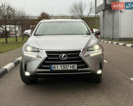 Серый Лексус НХ, объемом двигателя 2 л и пробегом 38 тыс. км за 19999 $, фото 3 на Automoto.ua