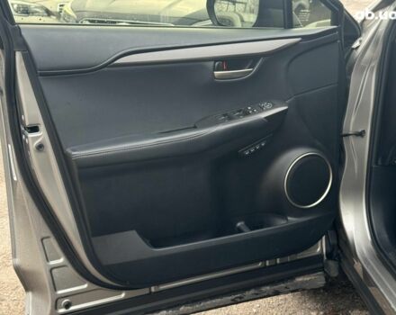 Серый Лексус НХ, объемом двигателя 2 л и пробегом 98 тыс. км за 27740 $, фото 19 на Automoto.ua