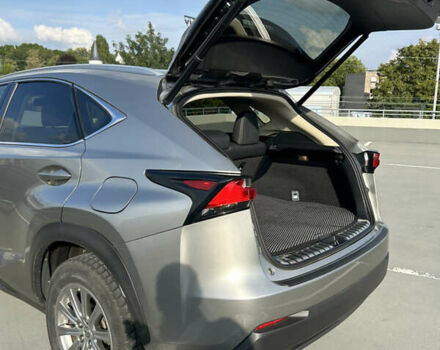 Серый Лексус НХ, объемом двигателя 1.99 л и пробегом 115 тыс. км за 22000 $, фото 5 на Automoto.ua