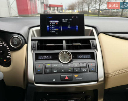 Серый Лексус НХ, объемом двигателя 2 л и пробегом 38 тыс. км за 19999 $, фото 28 на Automoto.ua