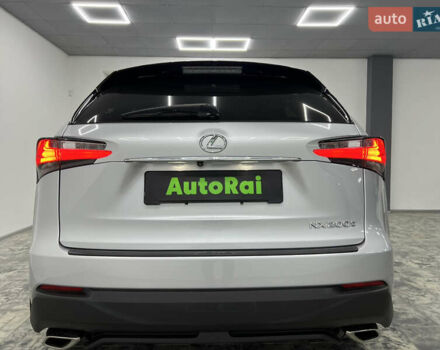 Сірий Лексус НХ, об'ємом двигуна 2 л та пробігом 96 тис. км за 21999 $, фото 4 на Automoto.ua