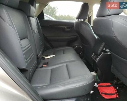 Сірий Лексус НХ, об'ємом двигуна 2.5 л та пробігом 82 тис. км за 7800 $, фото 10 на Automoto.ua