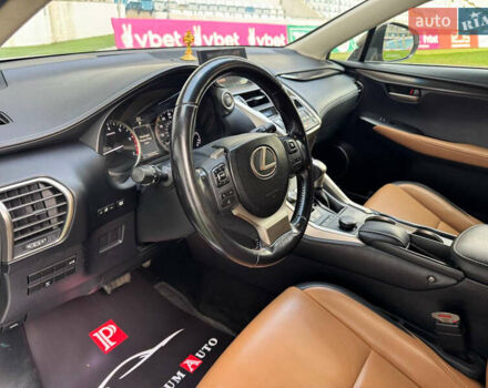 Серый Лексус НХ, объемом двигателя 2 л и пробегом 141 тыс. км за 20900 $, фото 10 на Automoto.ua