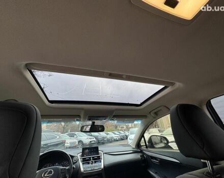 Серый Лексус НХ, объемом двигателя 2 л и пробегом 98 тыс. км за 27740 $, фото 32 на Automoto.ua