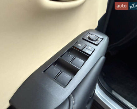 Серый Лексус НХ, объемом двигателя 2 л и пробегом 38 тыс. км за 19999 $, фото 23 на Automoto.ua