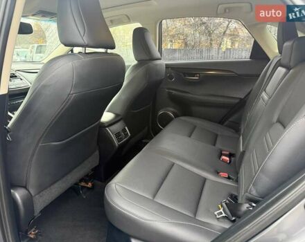 Серый Лексус НХ, объемом двигателя 2 л и пробегом 70 тыс. км за 16700 $, фото 9 на Automoto.ua