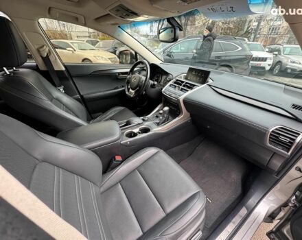 Серый Лексус НХ, объемом двигателя 2 л и пробегом 98 тыс. км за 27740 $, фото 28 на Automoto.ua