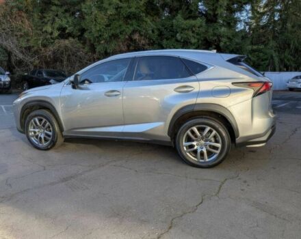 Сірий Лексус НХ, об'ємом двигуна 2 л та пробігом 75 тис. км за 7200 $, фото 4 на Automoto.ua