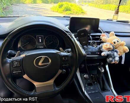 Серый Лексус НХ, объемом двигателя 2 л и пробегом 104 тыс. км за 30000 $, фото 10 на Automoto.ua