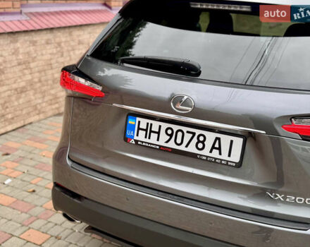 Сірий Лексус НХ, об'ємом двигуна 2 л та пробігом 56 тис. км за 20999 $, фото 22 на Automoto.ua