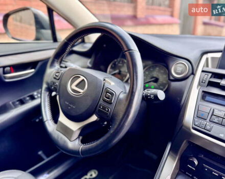 Сірий Лексус НХ, об'ємом двигуна 2 л та пробігом 55 тис. км за 20999 $, фото 42 на Automoto.ua