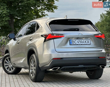 Серый Лексус НХ, объемом двигателя 2 л и пробегом 95 тыс. км за 22500 $, фото 4 на Automoto.ua