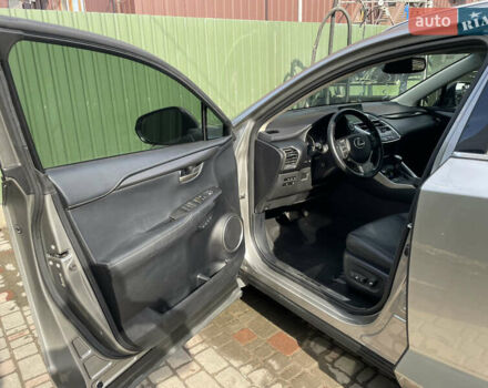 Сірий Лексус НХ, об'ємом двигуна 2 л та пробігом 54 тис. км за 28000 $, фото 9 на Automoto.ua