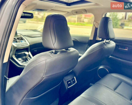 Сірий Лексус НХ, об'ємом двигуна 2 л та пробігом 55 тис. км за 20999 $, фото 72 на Automoto.ua