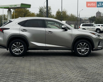 Сірий Лексус НХ, об'ємом двигуна 2 л та пробігом 67 тис. км за 25700 $, фото 4 на Automoto.ua
