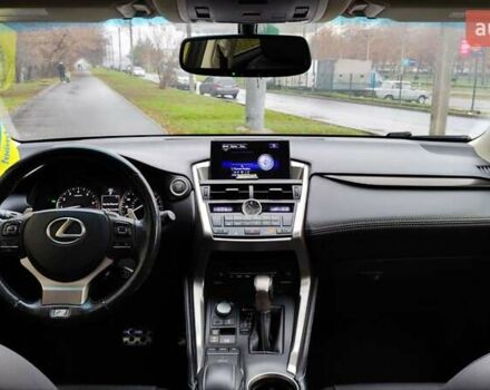 Сірий Лексус НХ, об'ємом двигуна 1.99 л та пробігом 139 тис. км за 24900 $, фото 12 на Automoto.ua